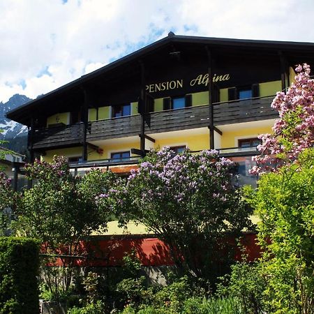 Cafe Pension Alpina Innsbruck Bagian luar foto